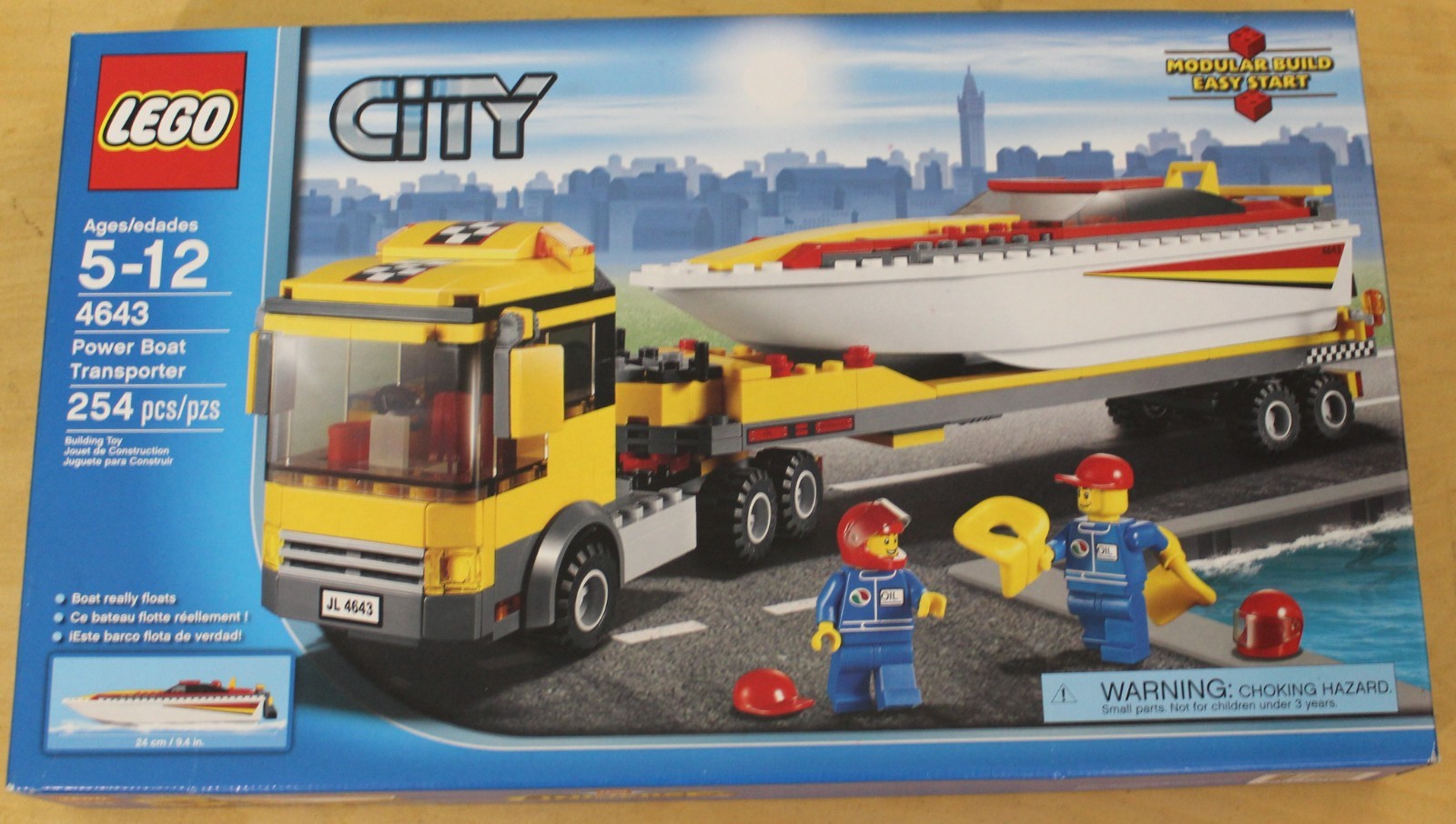 LEGO CITY: Power Boat Transporter (4643)