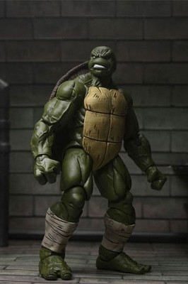 NECA - IDW Comics The Last Ronin - Ultimate Battle Damaged Ronin TMNT - Teenage 