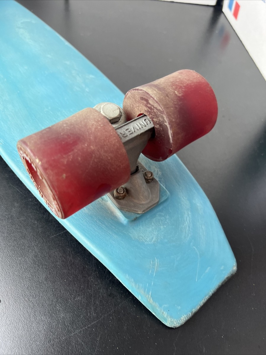 Vintage 1970s Duraflex Skateboard Surf Style Blue Plastic in Vintage 1970s Duraflex Skateboard Surf Style Blue Plastic in