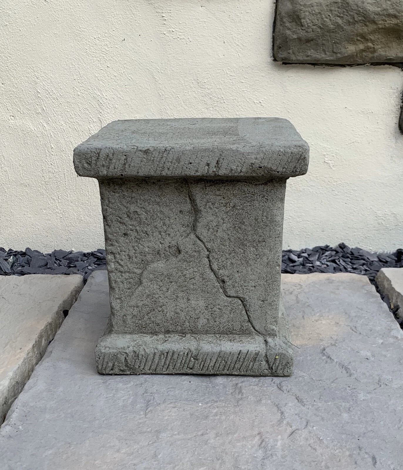 Picture 2 of 4