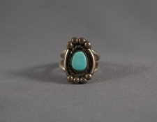 Old Pawn Navajo Sterling Silver And Turquoise Ring Size 8