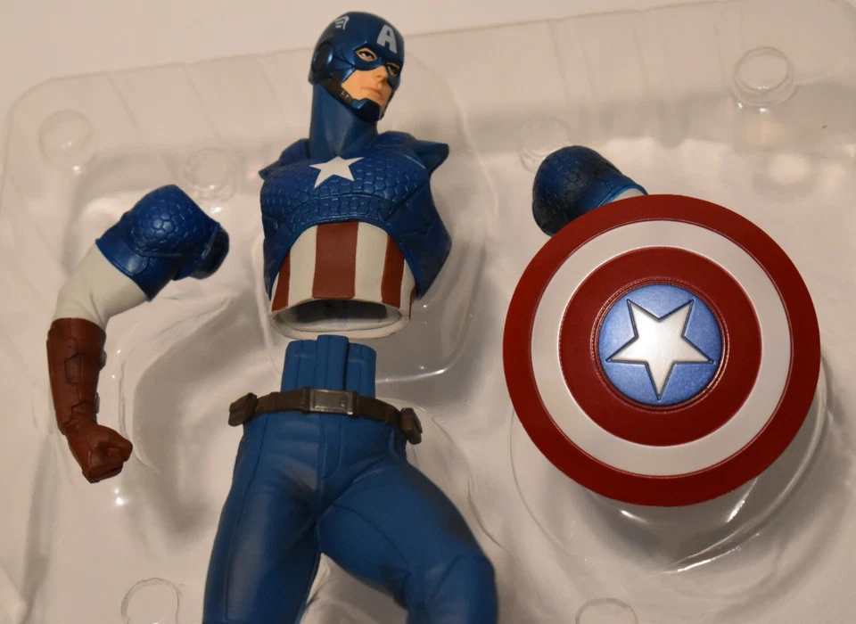 CAPTAIN AMERICA MARVEL NOW KOTOBUKIYA ARTFX+ 1/10 SCALE STATUE - Image 4 of 4