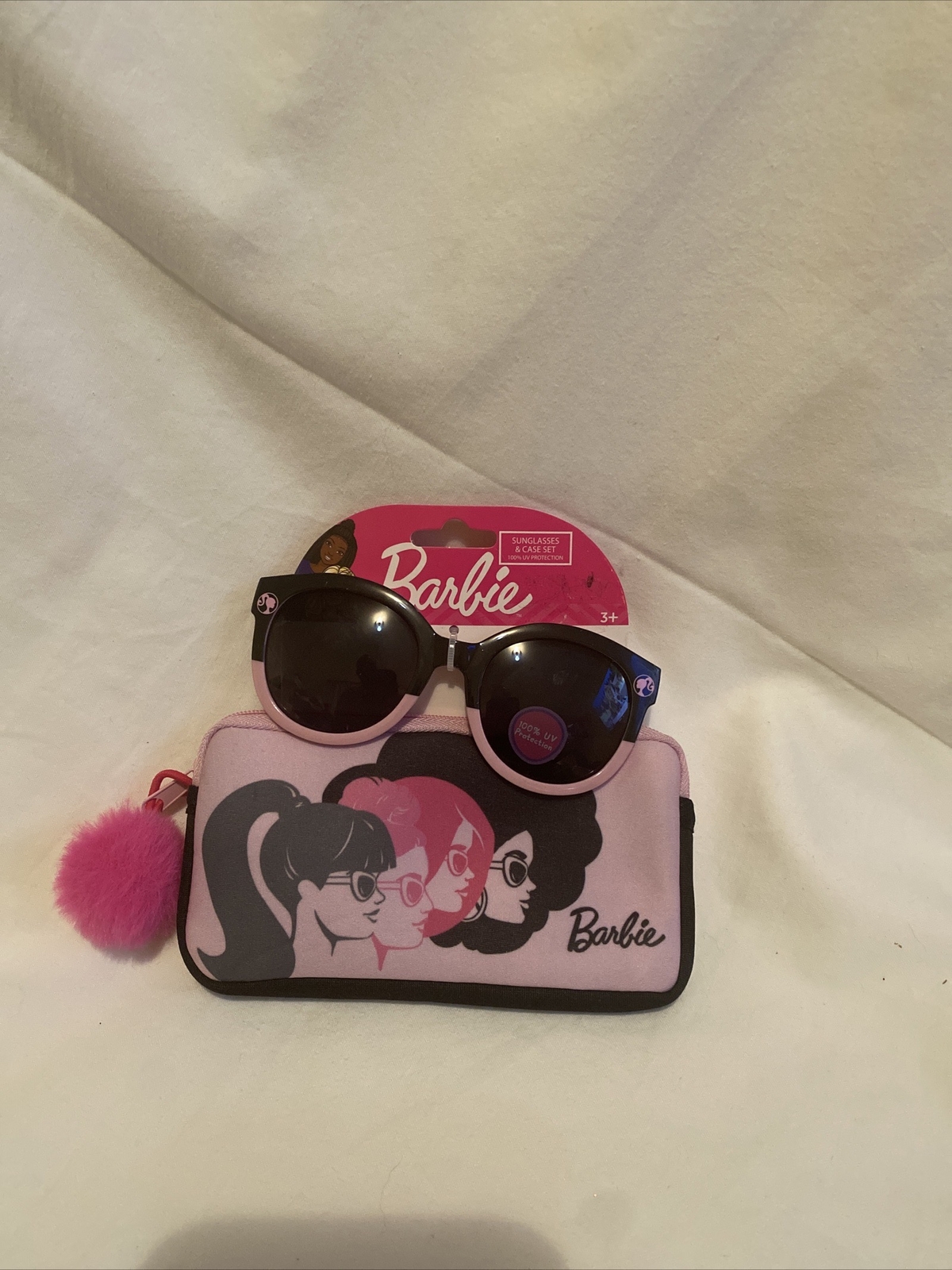 Barbie Girl Retro Cat Eye Sunglasses with Hard Case New in Box  -image