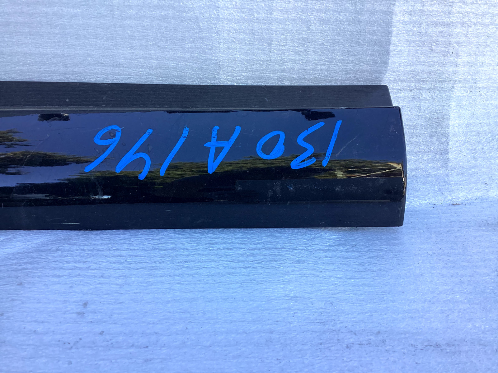 Maserati Levante rear right door molding PART# 670035237 OEM