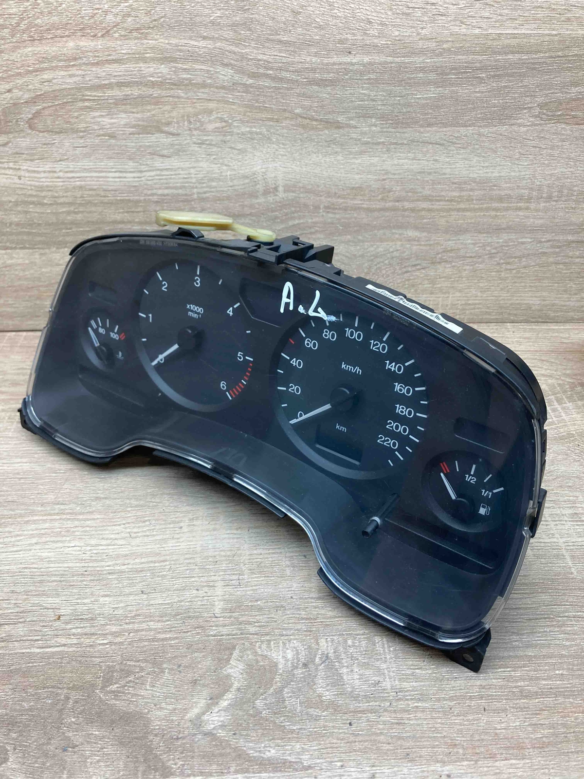 09228743 DQ OEM Opel Astra G Instrument Cluster Tacho Speedo Meter