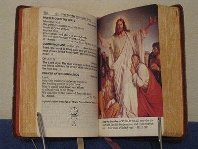 ST JOSEPH SUNDAY MISSAL & HYMNAL COMPLETE ED (FOR HOLYDAYS, EASTER TRIDUUM) 1986