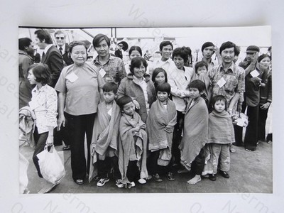 Vietnamesische Boat People Flüchtlinge erreichen Flughafen Heathrow Großbritannien 1979 Pressefoto