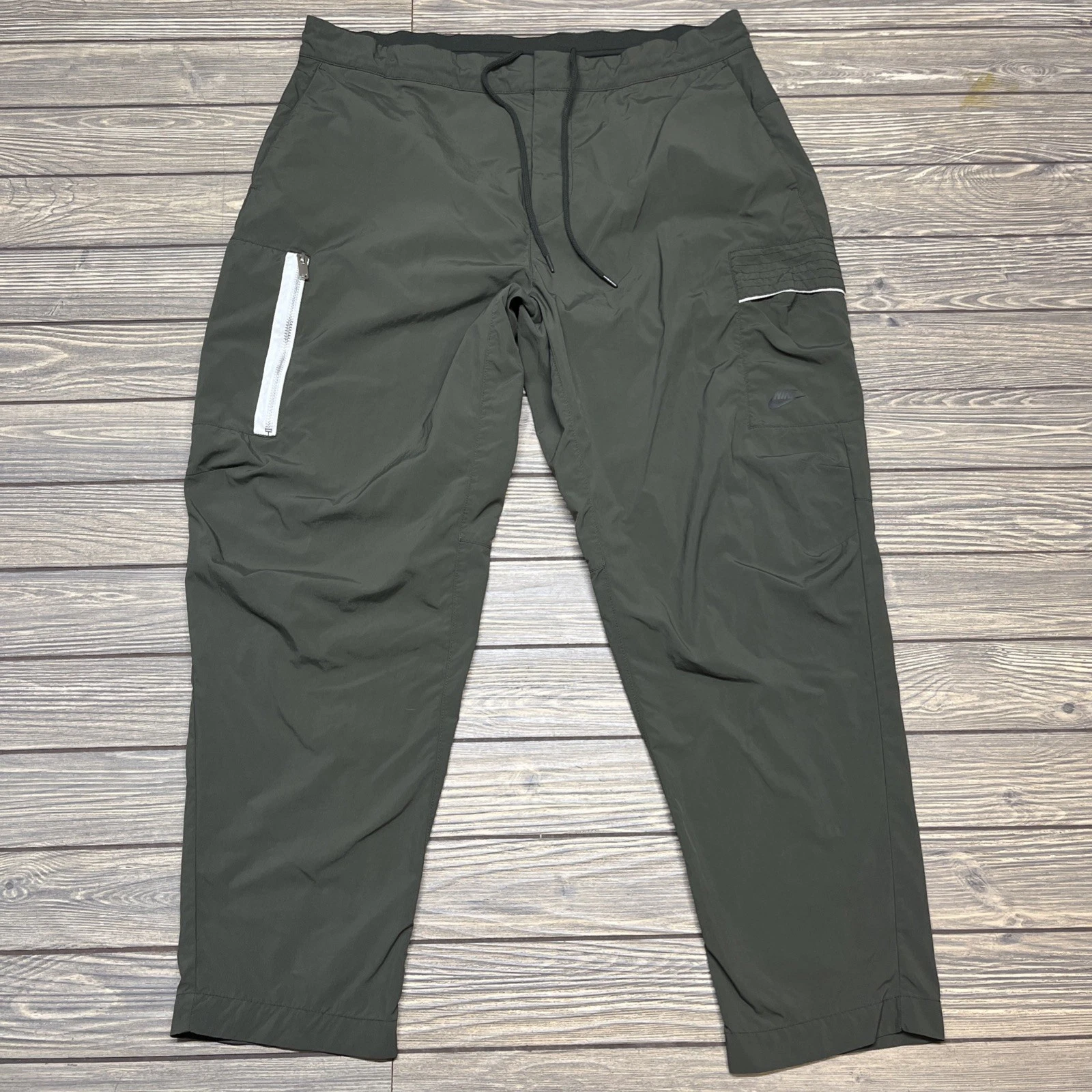 Nike Sportswear Essential Style Utility Pants Dark Green DM6681 355 Men's Sz 36