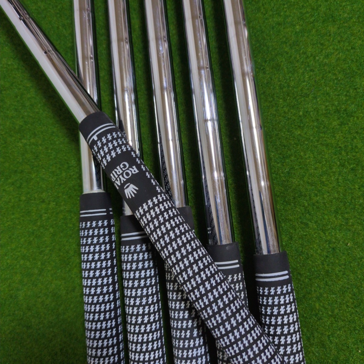 toshi Maruman　Conductor PRO-X FORGED MARUMAN CONDUCTOR PRO-X FORGED iron set of 6 5-9.PW Steel shaft