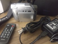 Sony DCR-HC21 MiniDV Handycam Camcorder Remote, Charger Cord, Case, Strap READ