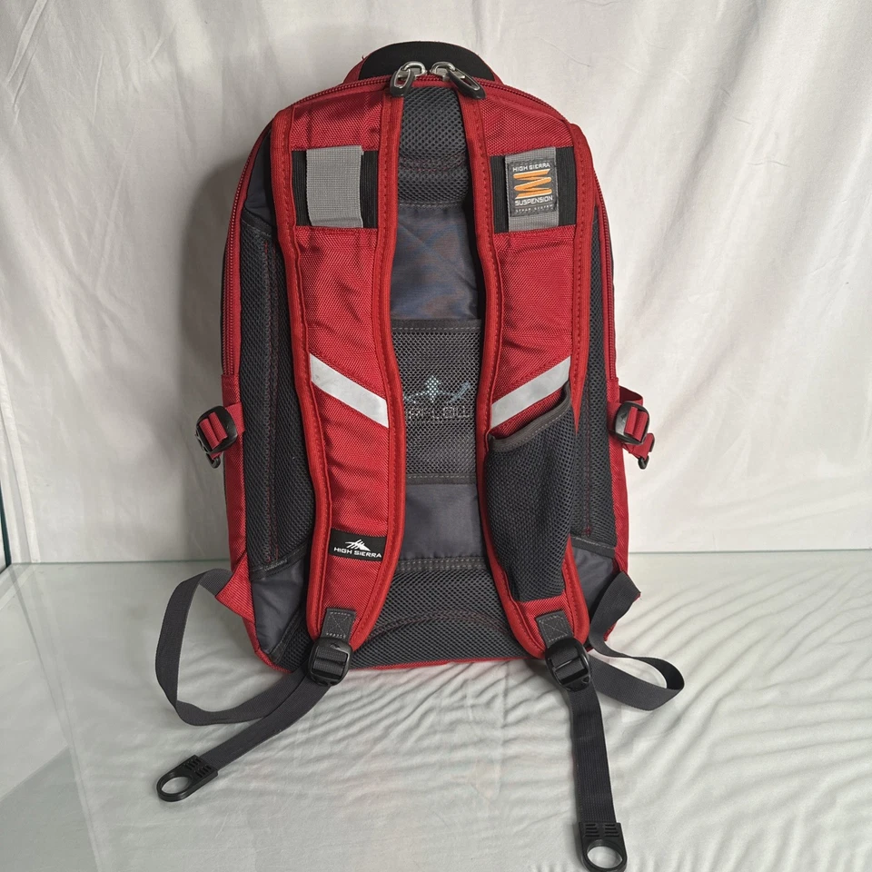 High Sierra Elite Business Backpack-Red-Airflow Cooled Back -Suspension Strap - Image 4 of 4