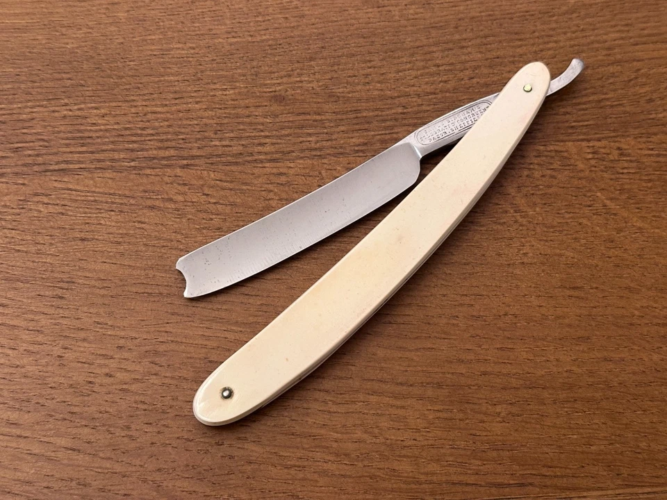 Lotto di rasoi a mano libera - Straight Razor Solingen Sheffield Eskilstuna Fila - Immagine 3 di 4