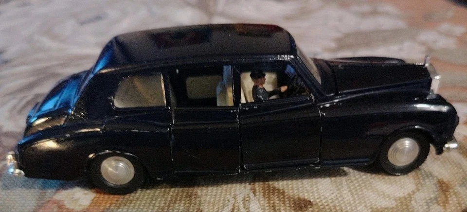 DINKY TOYS 1/43 - ROLLS-ROYCE PHANTOM - MECCANO LTD.- Regno Unito Vintage -#84# - Immagine 3 di 4