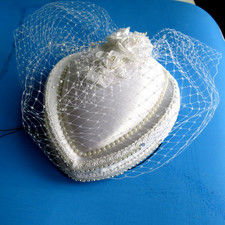 Women's Vintage Bridal hat Stewardess pillbox hat white pearls rhinestone flower