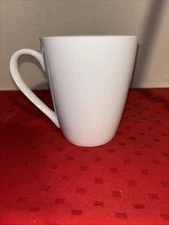 The Cellar Whiteware for Macy's. Large 14 ounce  White Coffee Mug- Estate Find