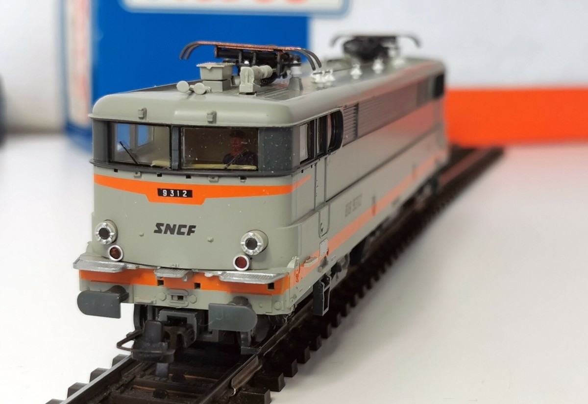 ROCO locomotive électrique BB9300 livrée béton 43562-1