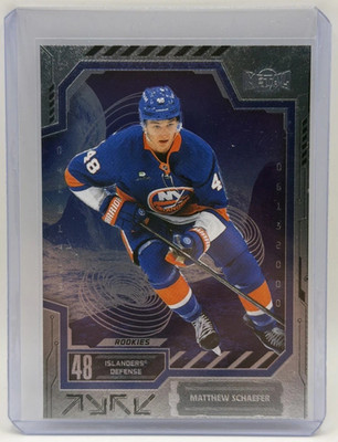 Matthew Schaefer RC 2025-26 Skybox Metal Universe #113 Base Islanders Rookie