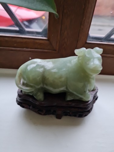 Chinese Carved Green Bowenite Buffalo Figurine on Ornate Wooden Stand 251 Grams - Picture 3 of 20