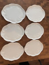 Milk Glass Grape Harvest Snack Luncheon plates lot of 6