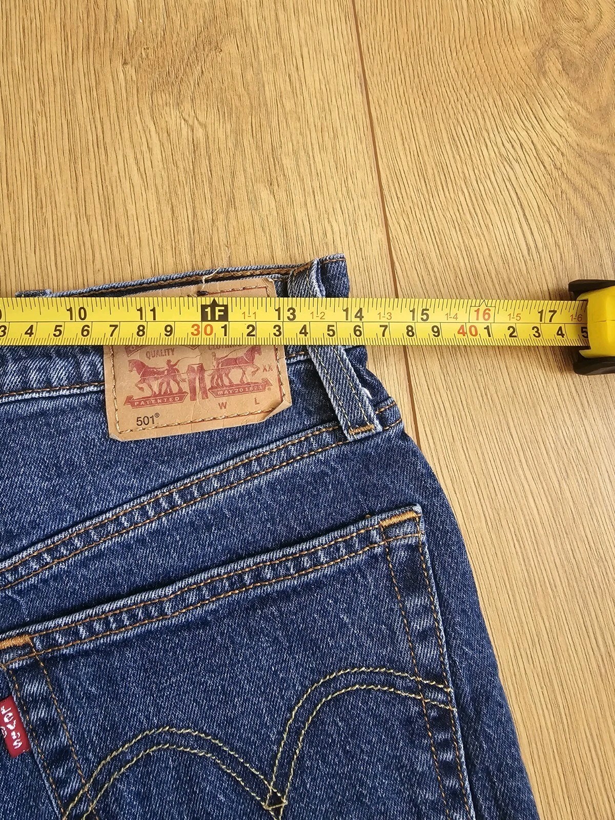 Levi's 501 High Rise Distressed Denim Shorts W27 UK 8 Dark Wash image 10