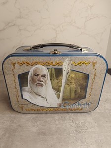 LOTR Gandalf Tin Tote Lunchbox Westland Rare HTF Lord Of The Rings Fantasy