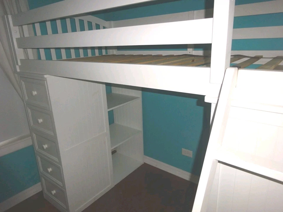 Modern Wood Bunk/Loft bed with drawers, desk and shelving & instructions - Image 3 of 4