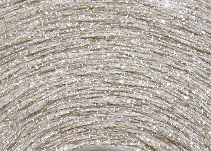 Große Kone 2,1kg (2100g) Glitzergarn Bändchengarn Häkelgarn Strickgarn goldbeige - Bild 2 von 2