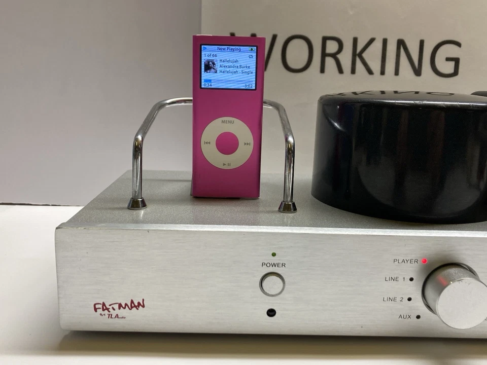 Fatman iTube Red-i Valve Amplifier with iPod  – Tested – No Remote Control - Image 3 of 4