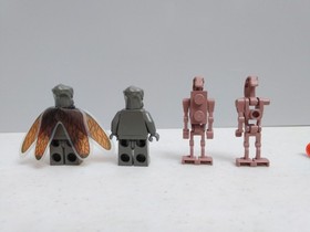 LEGO Star Wars 4478 Geonosian Fighter missing 2 pieces - black box, manual