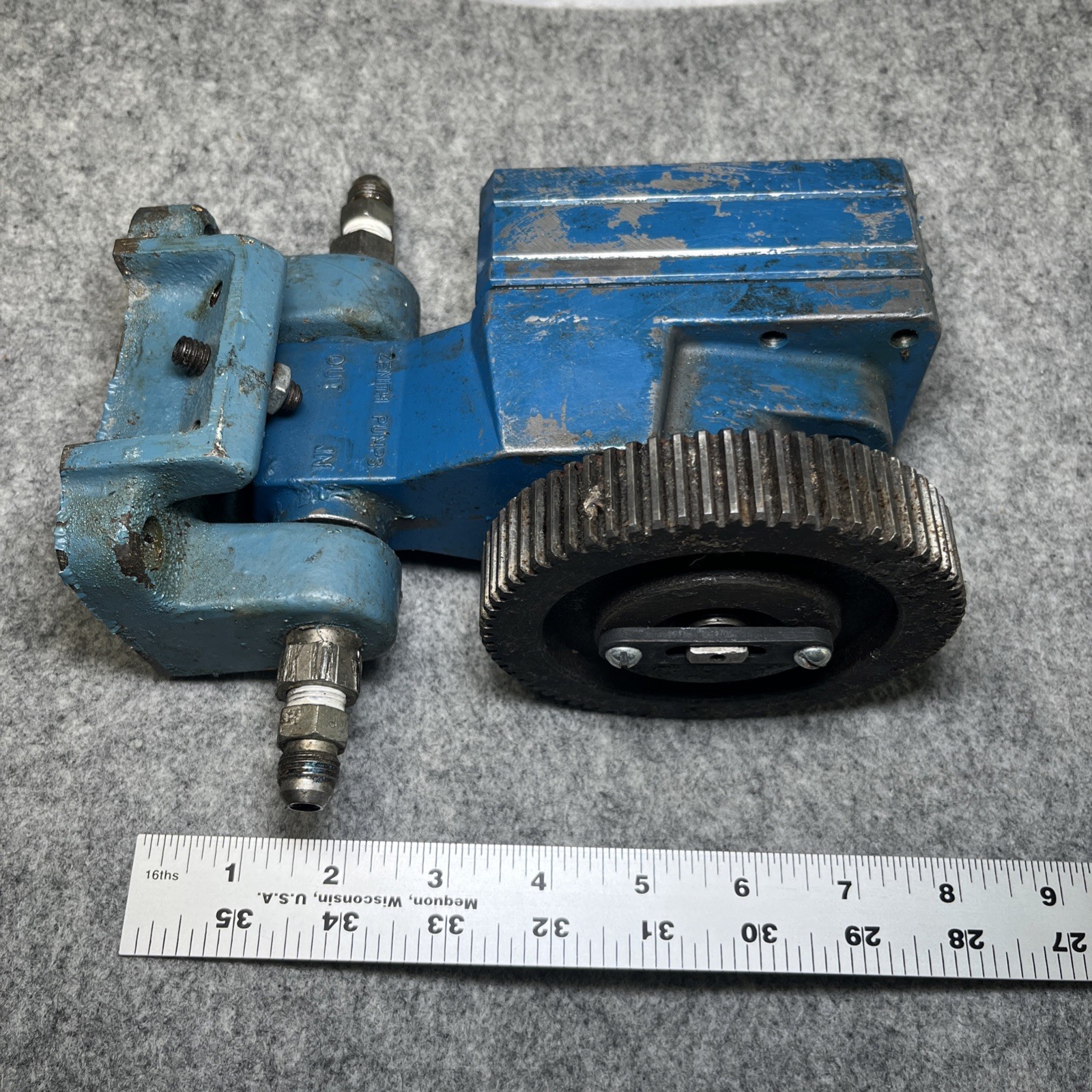 Zenith Gear Pump 11-53372-2001-0, B000620-JH0100 Vintage