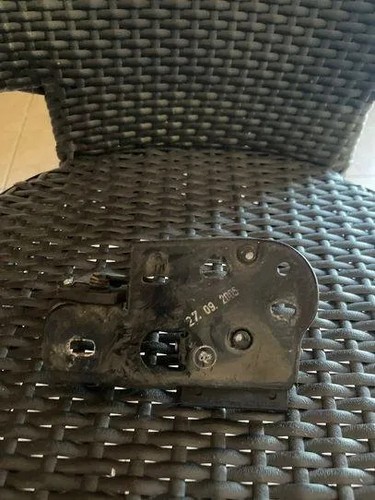 Hood latch hook