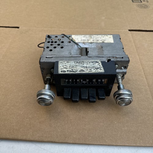 1977 - 1979 Ford Thunderbird Audio Radio Control Unit EISF-18806 OEM ! - Picture 2 of 9