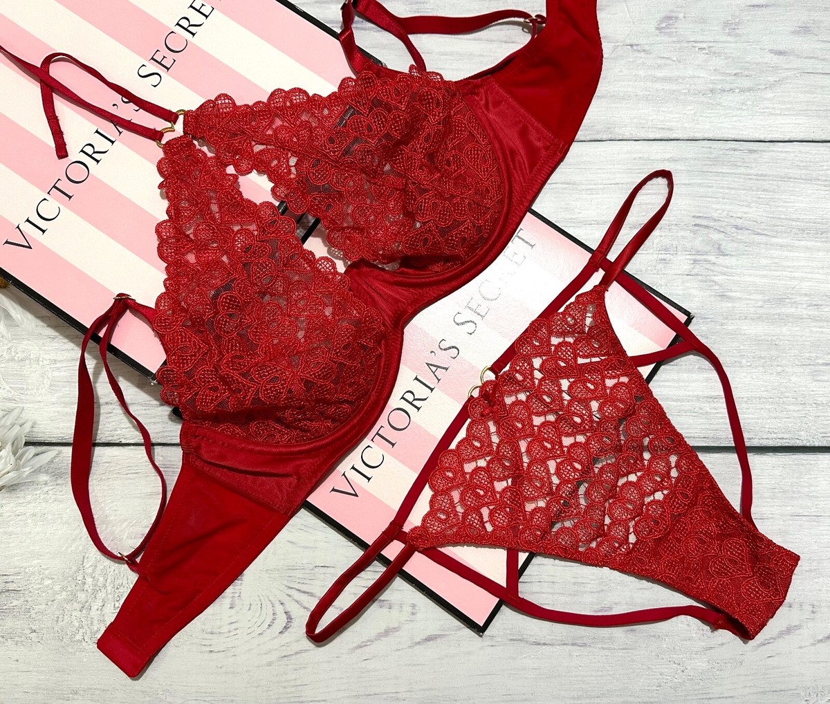 Victoria's Secret Unlined Embroidered High Neck HEART BRA