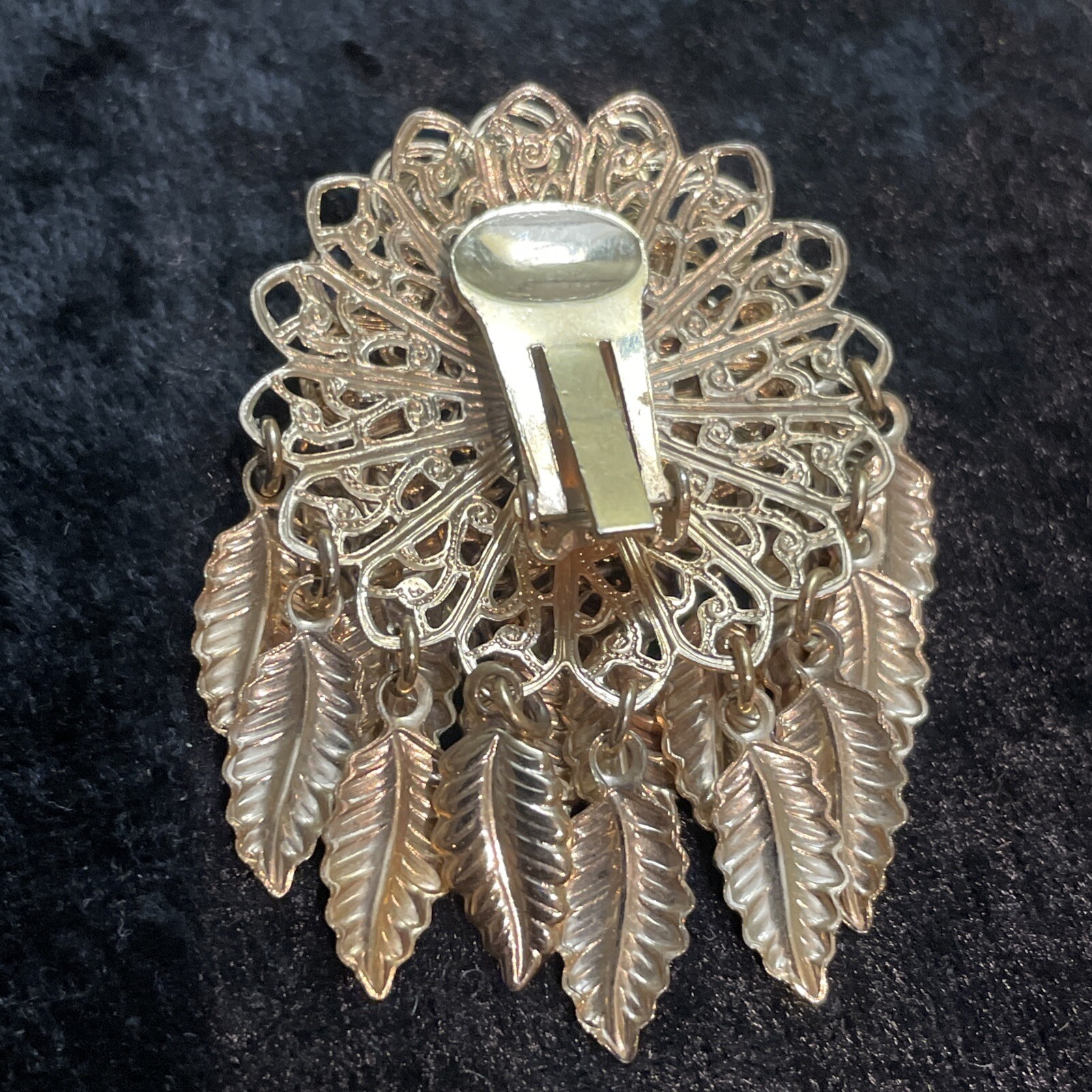 Vintage Rare Gold Tone Three-layer stereo 21 Leaves Dangle Earrings Clip 2 Inch image 6