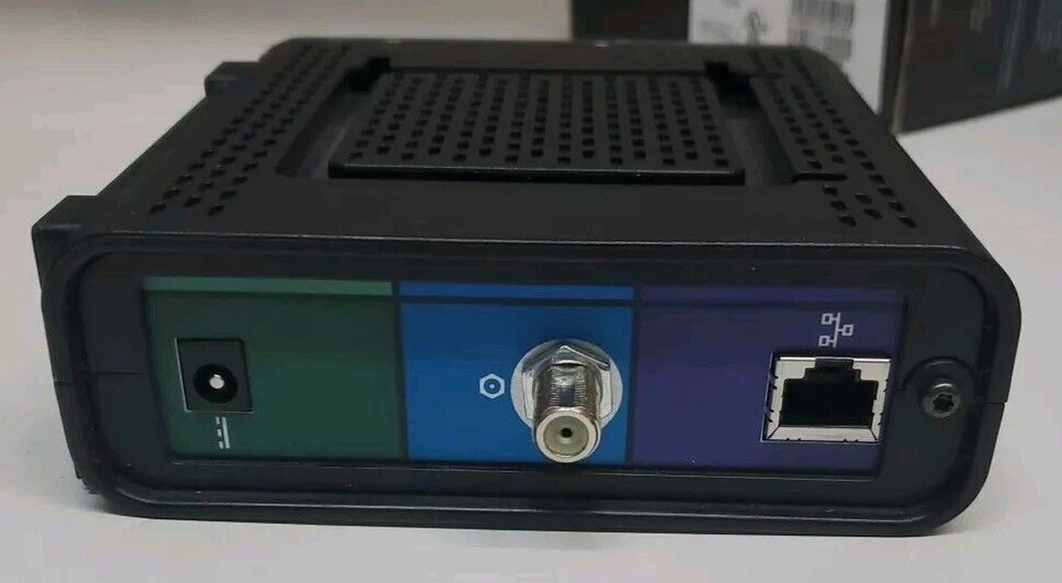 Motorola Arris SURFboard Modem- Model SB6121- DOCSIS 3.0-Download 4X Faster - Image 3 of 3