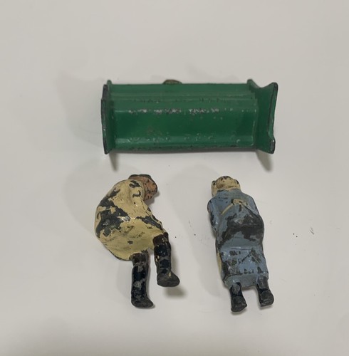 Vintage 1930's Cast Lead Man & Woman on Bench - Picture 3 of 4