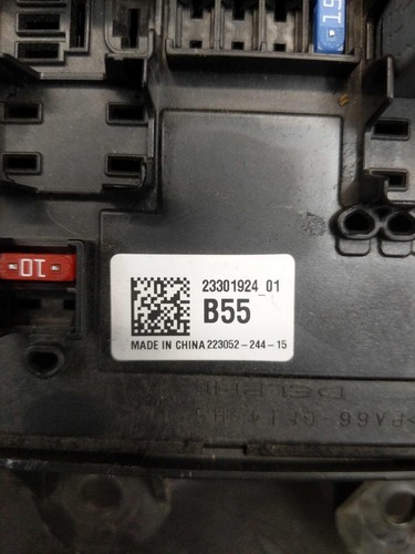 2016 Corvette Z06 Coupe OEM Cabin Fuse Box P/ 23301924 - Picture 2 of 2