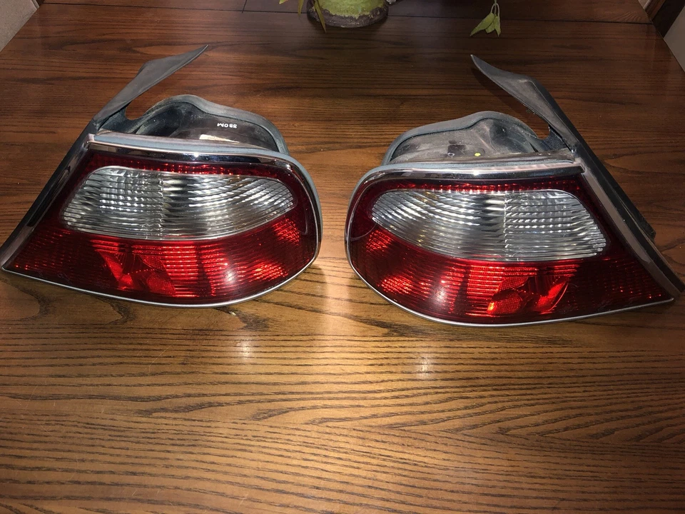 1998 1999 2000 2001 2002 2003 JAGUAR XJ 8 XJ SPORT LEFT RIGHT TAIL LIGHTS - Imagem 2 de 4