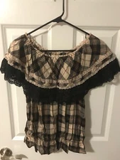 Kinloch anderson Size 38 (s) Plaid With Lace very elegant and cute
