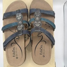 Taos Women's, Prize 4 PEWTER Sandal Size 6M