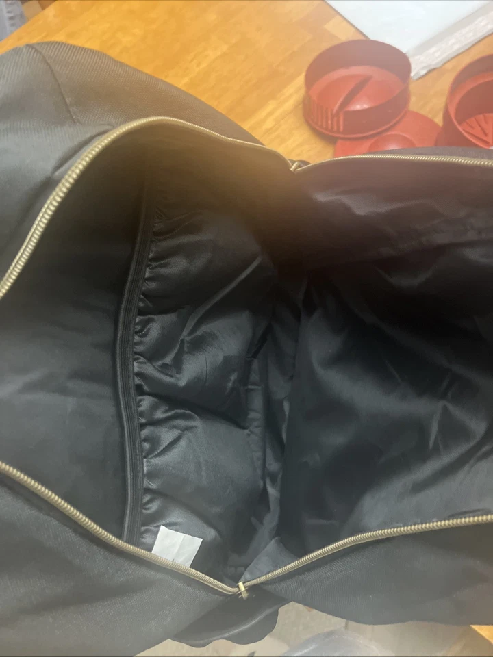 Mochila de día Kelty tamaño grande 19x14x6 negra para computadora portátil escolar Foto 4 de 4