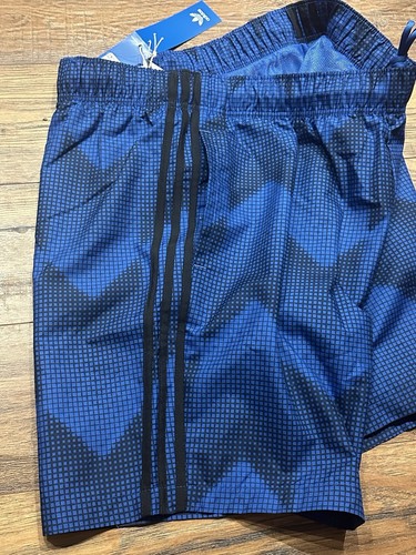 Pantaloncini da bagno uomo Adidas Originals Football nspired stampa allover taglia L nuovi - Foto 5 di 12