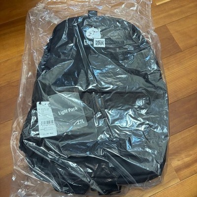 NEW ERA Light Pack Chiikawa Box Logo BLK Rucksack 27L