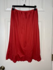 Vintage Vanity Fair Women  s Half Slip Medium Red Lace Trim Nylon USA Elastic
