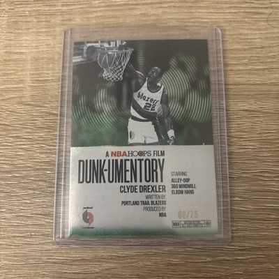 2025-26 Topps NBA Hoops Dunk-Umentory Pixel Burst Green Clyde Drexler 34/75 KP48