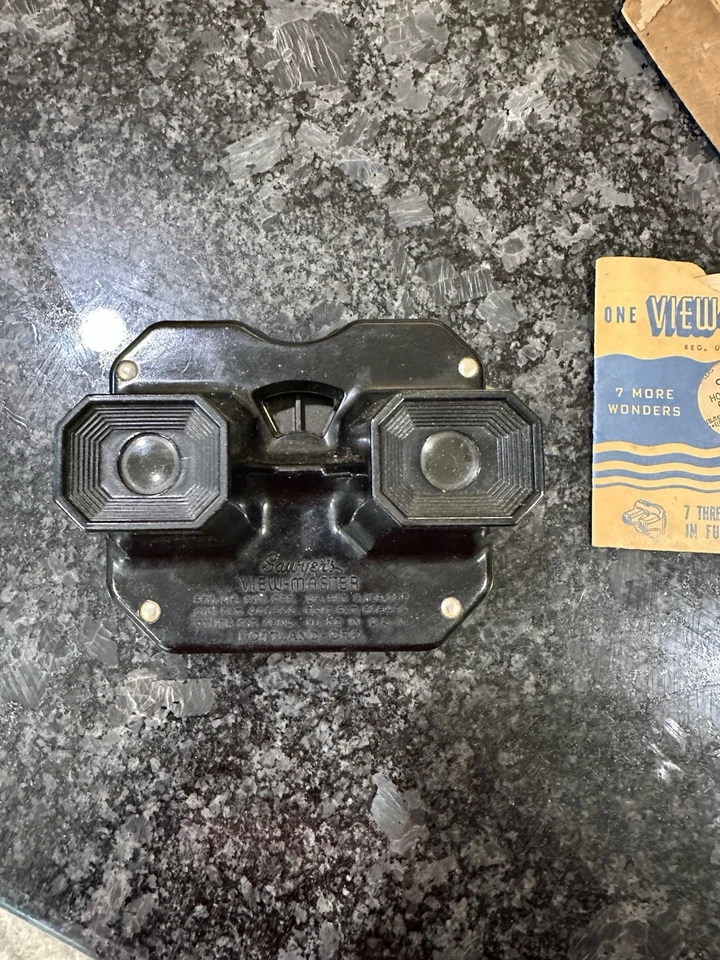 Sawyer’s Baquelite View Master con 12 carretes y libro de instrucciones Foto 3 de 4