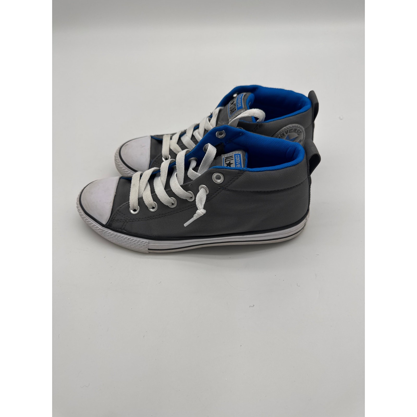 Kids Boys Girls Converse Chuck All Star Mid Top Canvas Shoes Gray Size 5 Junior thumbnail 3