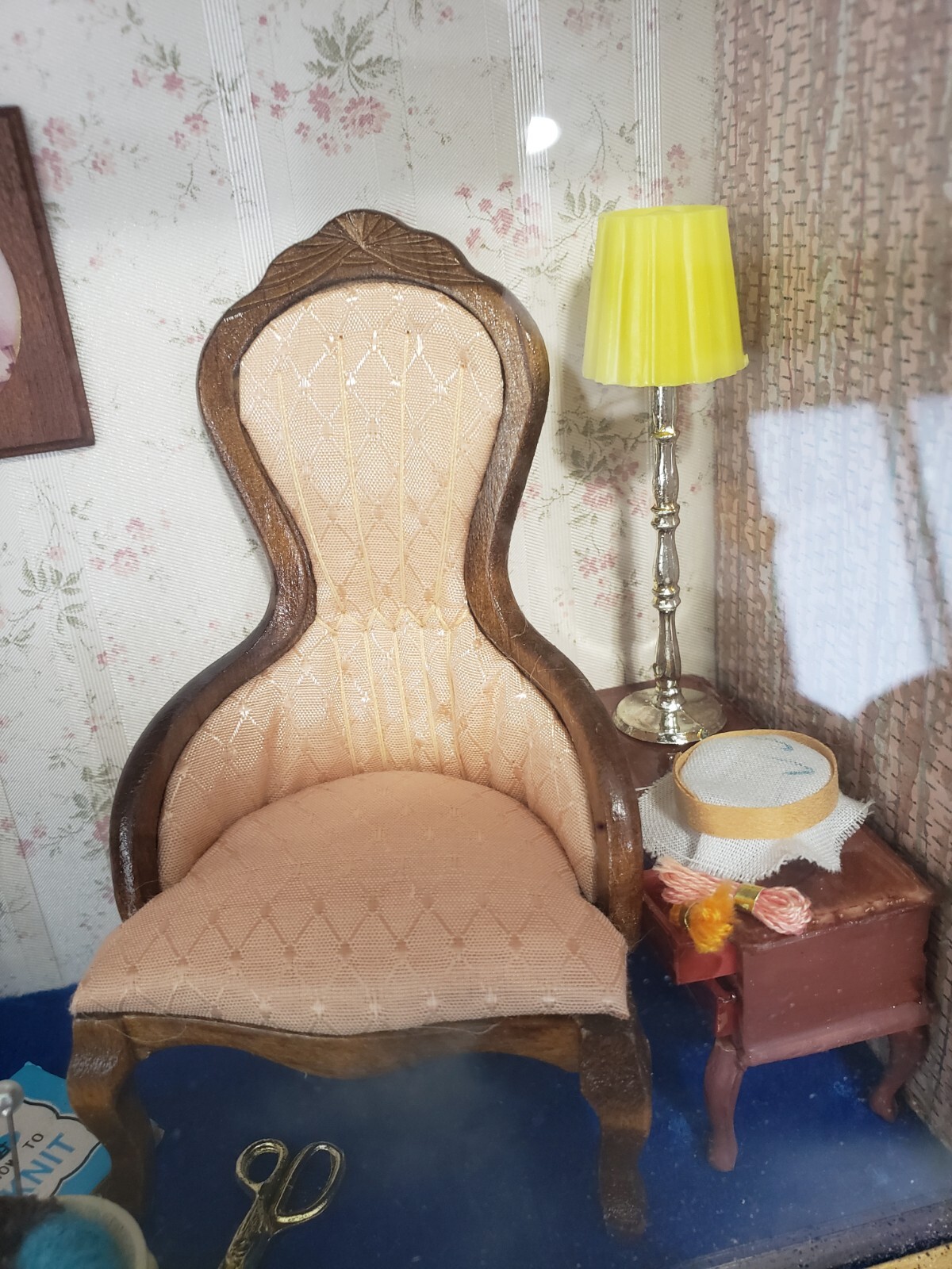 Vintage 3D Shadow Box Victorian Diorama Parlor Dollhouse Miniature