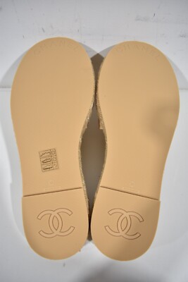 Chanel 23C Beige Lambskin Leather CC Logo Slide Sandal Slip Chanel 23C Beige Lambskin Leather CC Logo Slide Sandal Slip