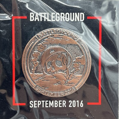 2 Loot Crate Gaming 2016 Pins. Battleground, September, Mecha